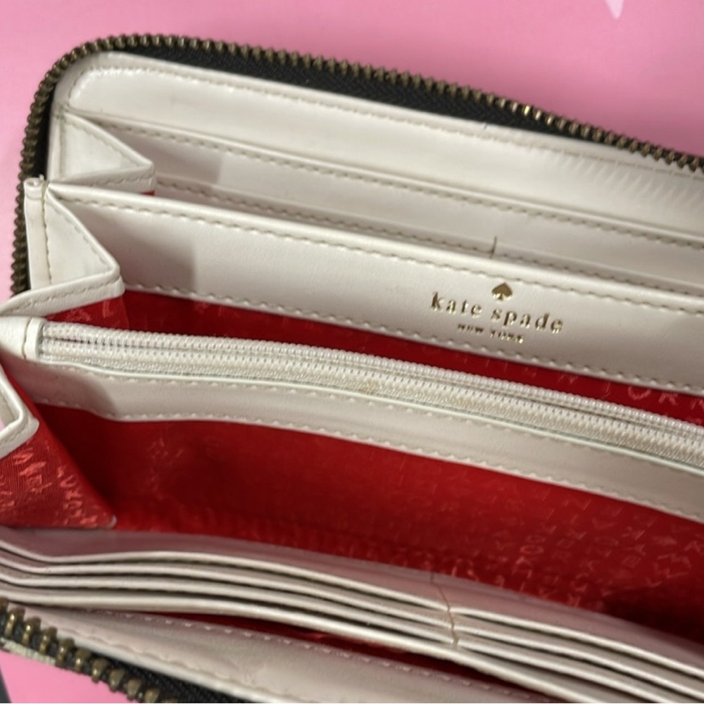 Kate Spade Cream & Red Wallet - Picture 2 of 3